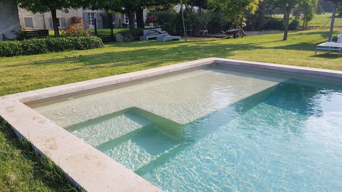 Montmeyran Cottage | WELCOME to our cottage. 5 PERS. In the Dromoise campaign. With a pool.