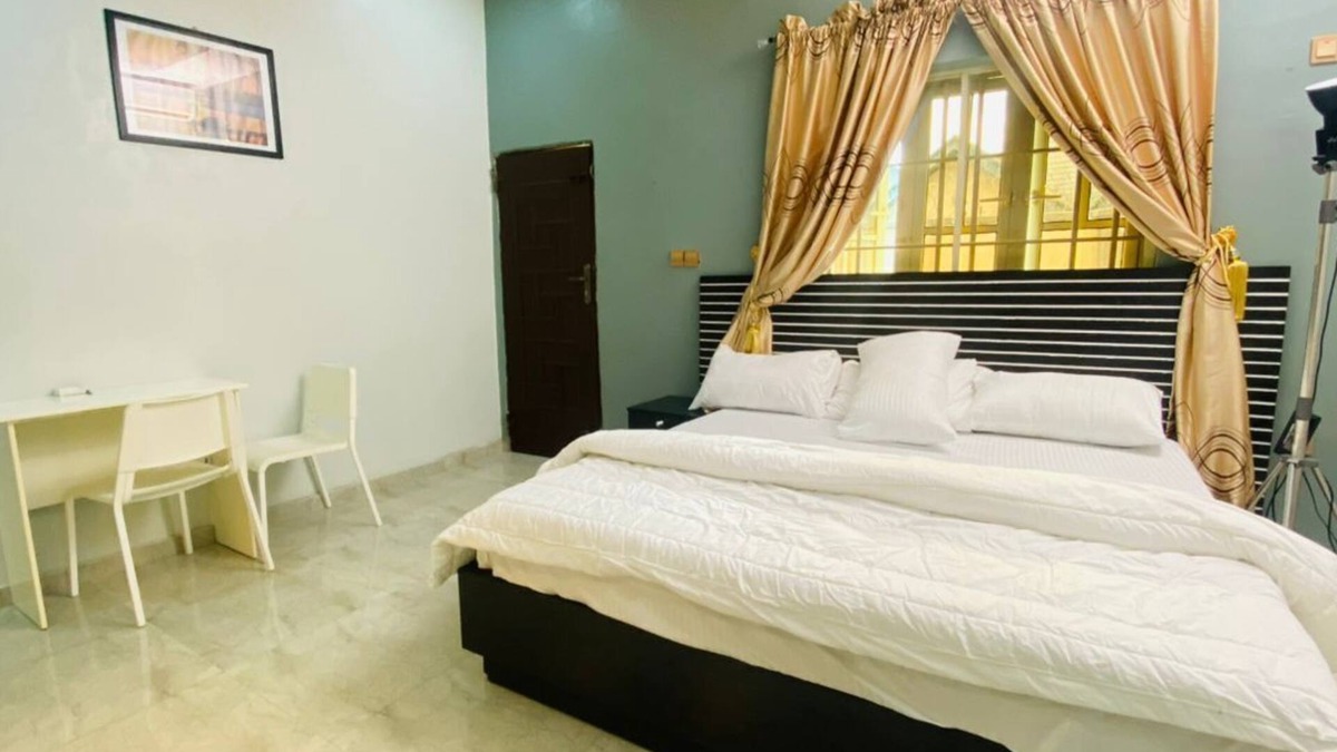 Uyo Apartment | Welcome to Petalz Home/Langkawi Lounge.