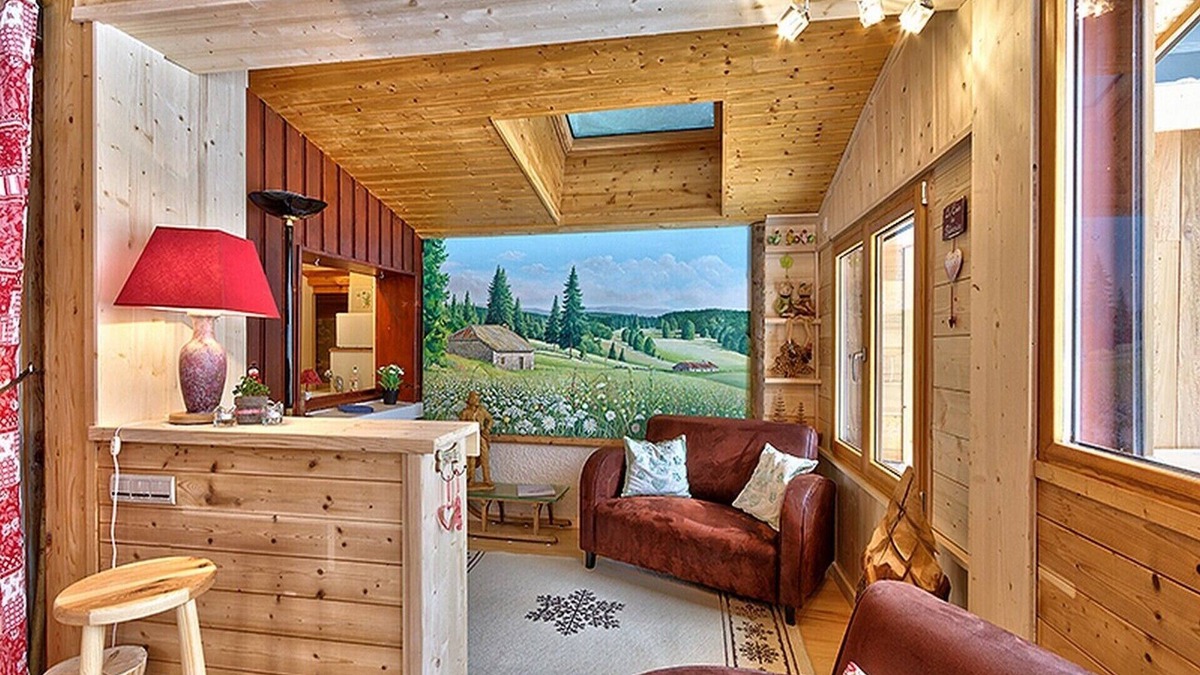 Morbier Ski Chalet | Welcome to Petit Jura! Garage and parking.