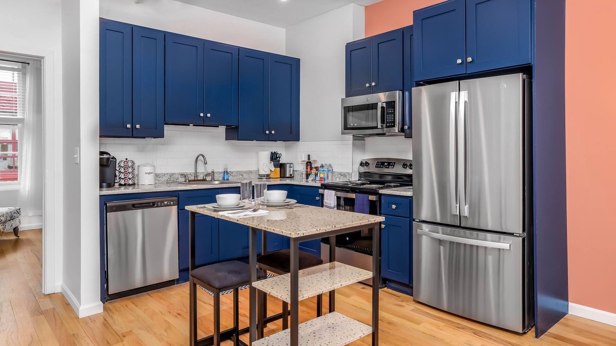 West Chester Apartment | Welcome to The Charming High st Suites