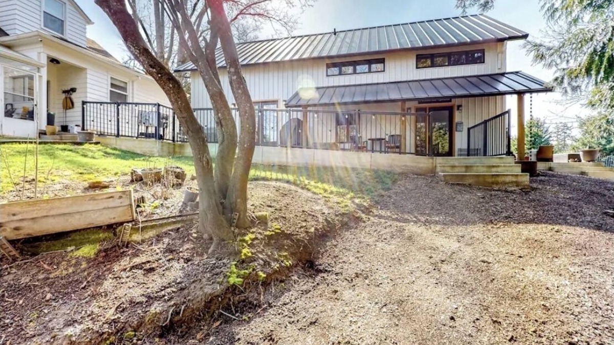Concord Cottage | Welcome to the Farmhouse Retreat!