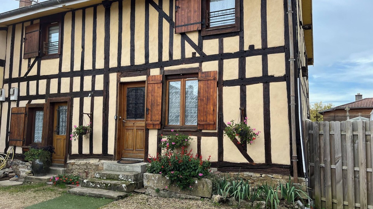 La Porte du Der Cottage | Welcome to the Gîte air du Temps spa at your disposal