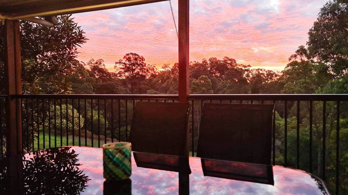 Cashmere House | Welcome to the Hilltop Retreat