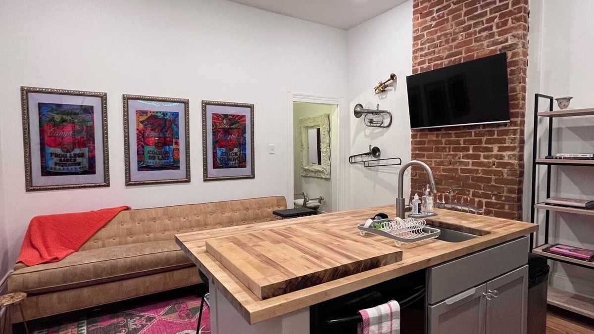Uptown Historic District House | Welcome to the JazzNest!