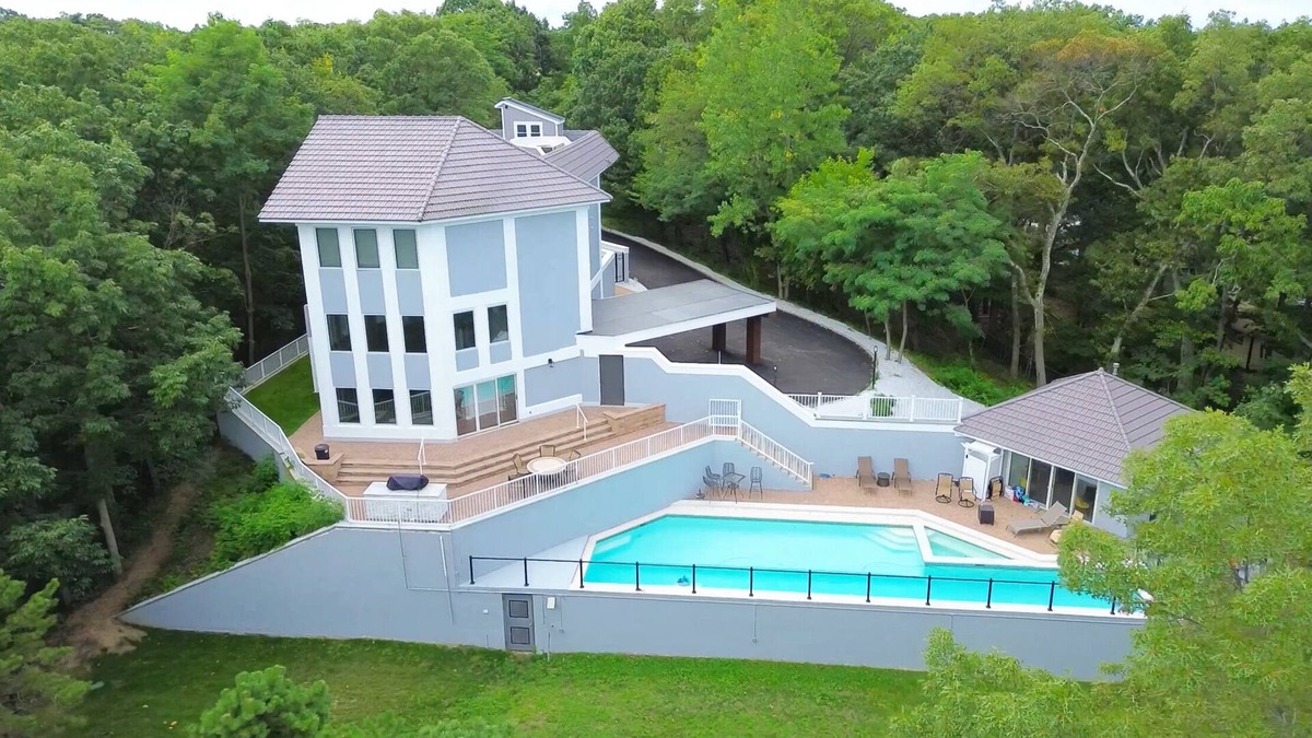 Shark River Hills House | Welcome to the Overlook Manor, saltwater pool, spa,2acres of private fenced in.