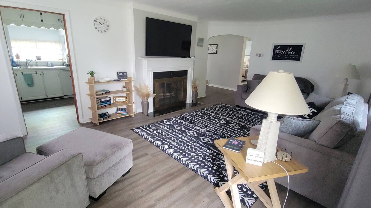 Toledo House | Welcome to The Point!