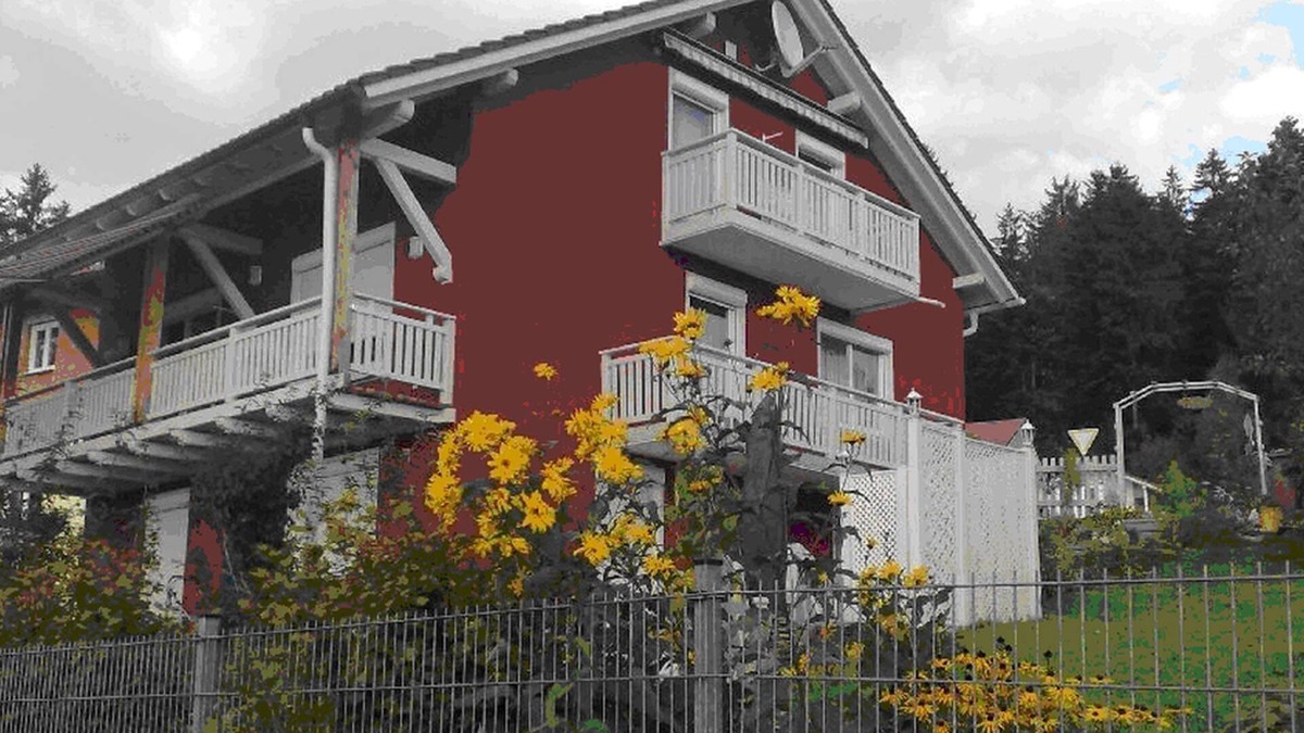 Stocking Apartment | Welcome to the Red House! Great apartment for seniors!