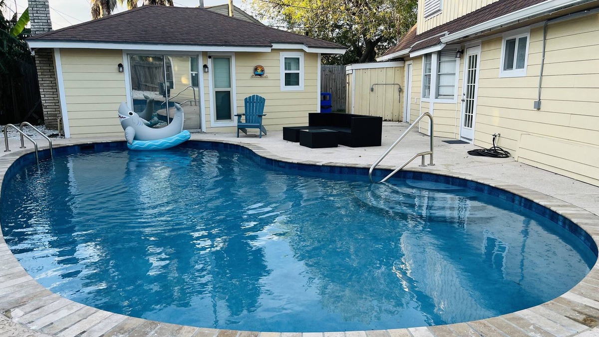 Bay Area House | Welcome to the Sunshine Shack in Corpus Christi!