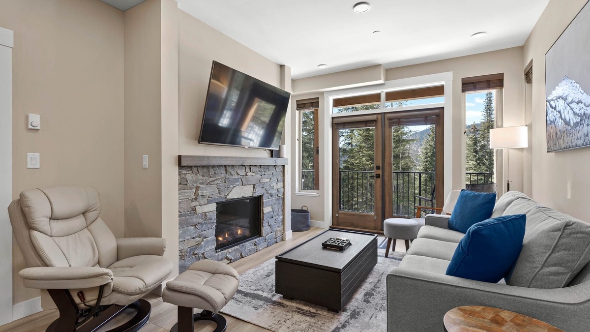Sun Peaks Condo | Welcome to The Sunset Chalet