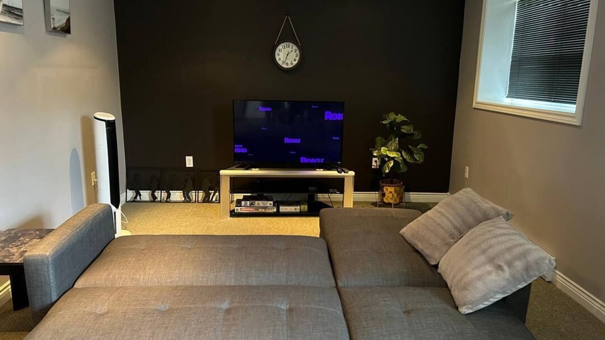 Saint John Apartment | Welcome to this beautiful cozy and peaceful unit at the heart of East Saint John