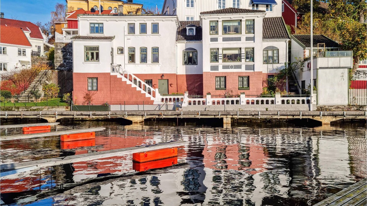 Arendal Apartment | Welcome to this charming vacation apartment right by the fjord.