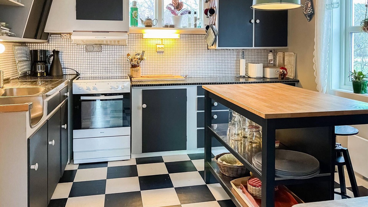 Spangereid House | Welcome to this family vacation home in Spangereid on the Lindesnes peninsula.