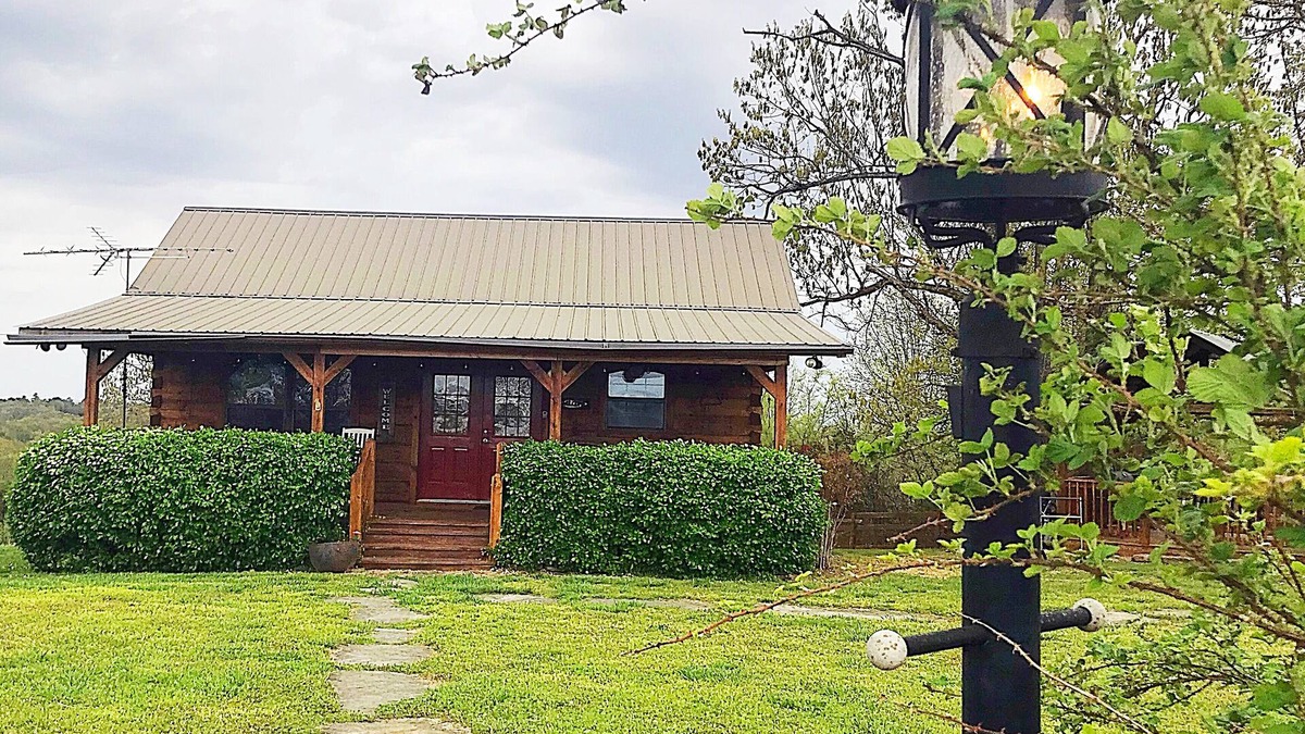 Marshall Cabin | Welcome to Victory Ranch cabin