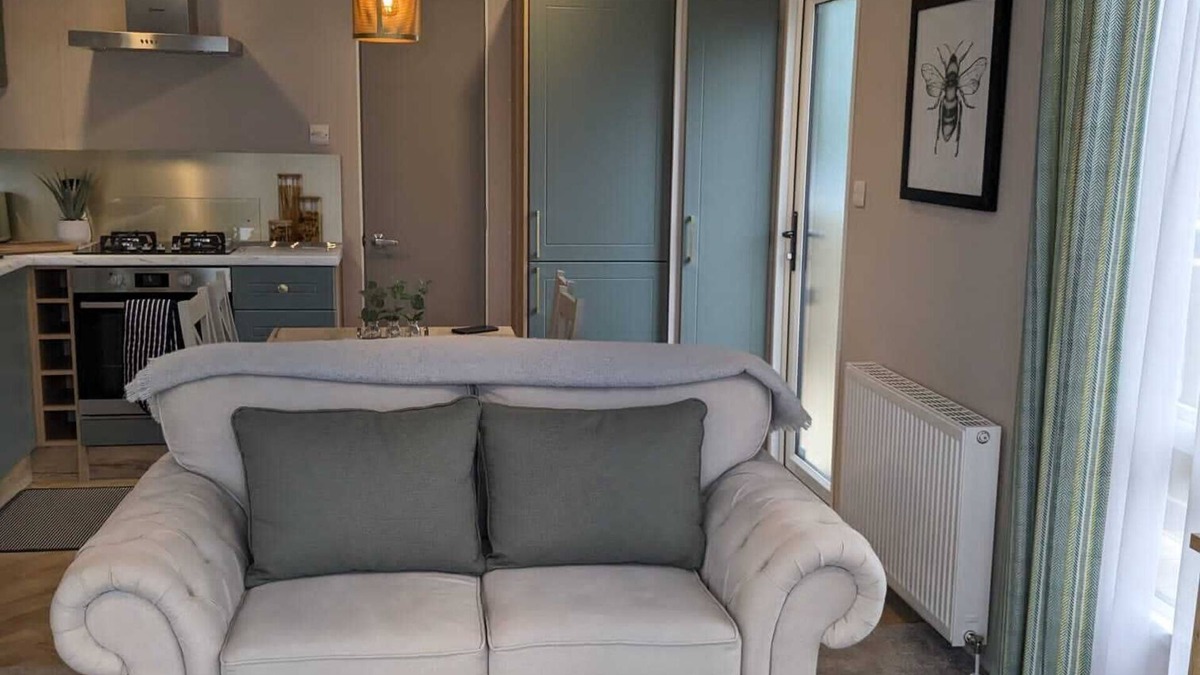 Malton Cabin | Welcome to Waterfoot Lodge - Your Gateway to Tranquility and Adventure!