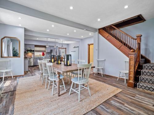 Geneva House | Welcome To Wine Country - Relaxed Luxury