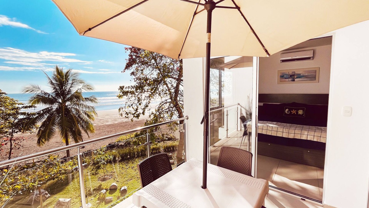 Bejuco Apartment | Welcome to your beachfront condo in Playa Bejuco!