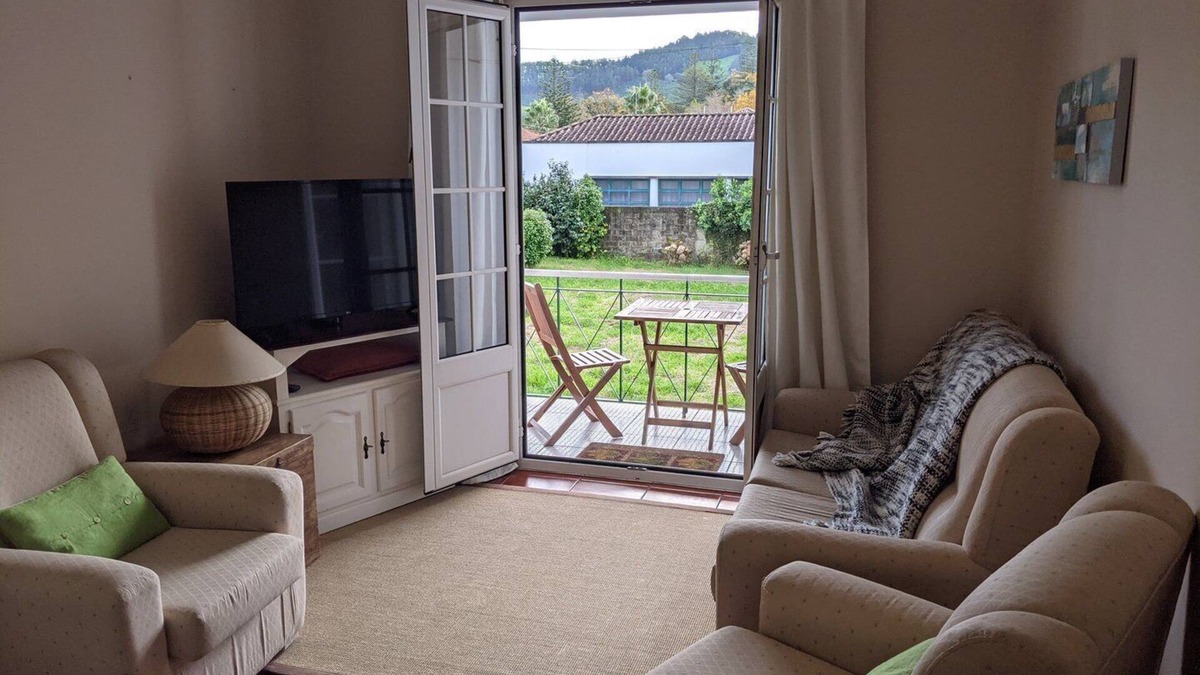 Furnas Apartment | WelcomeBuddy - Verde e Dourada - Heart of Furnas