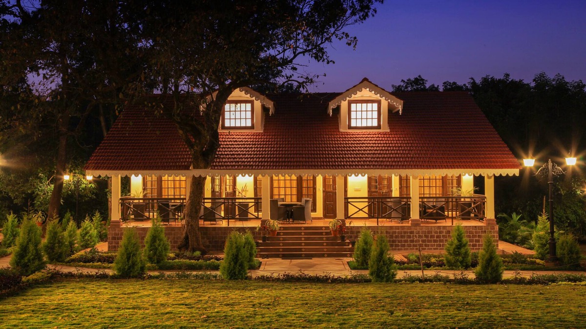 Pachmarhi Hotel | WelcomHeritage Golf View