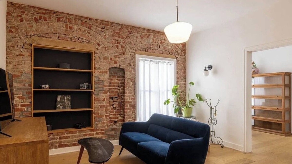 Koreatown Apartment | Welcoming 1-bedroom art deco apartment in Los Angeles