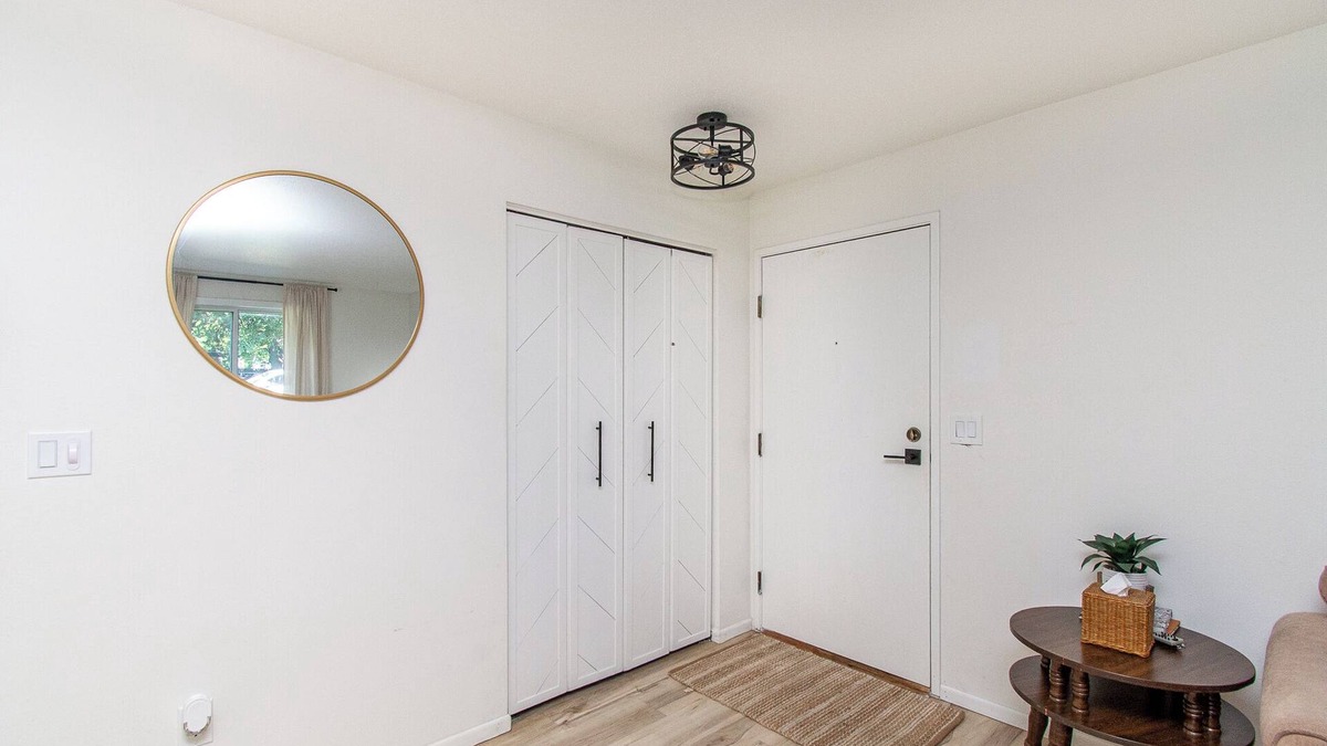 Fargo Apartment | Welcoming 2-bedroom apartment with AC in charming Fargo