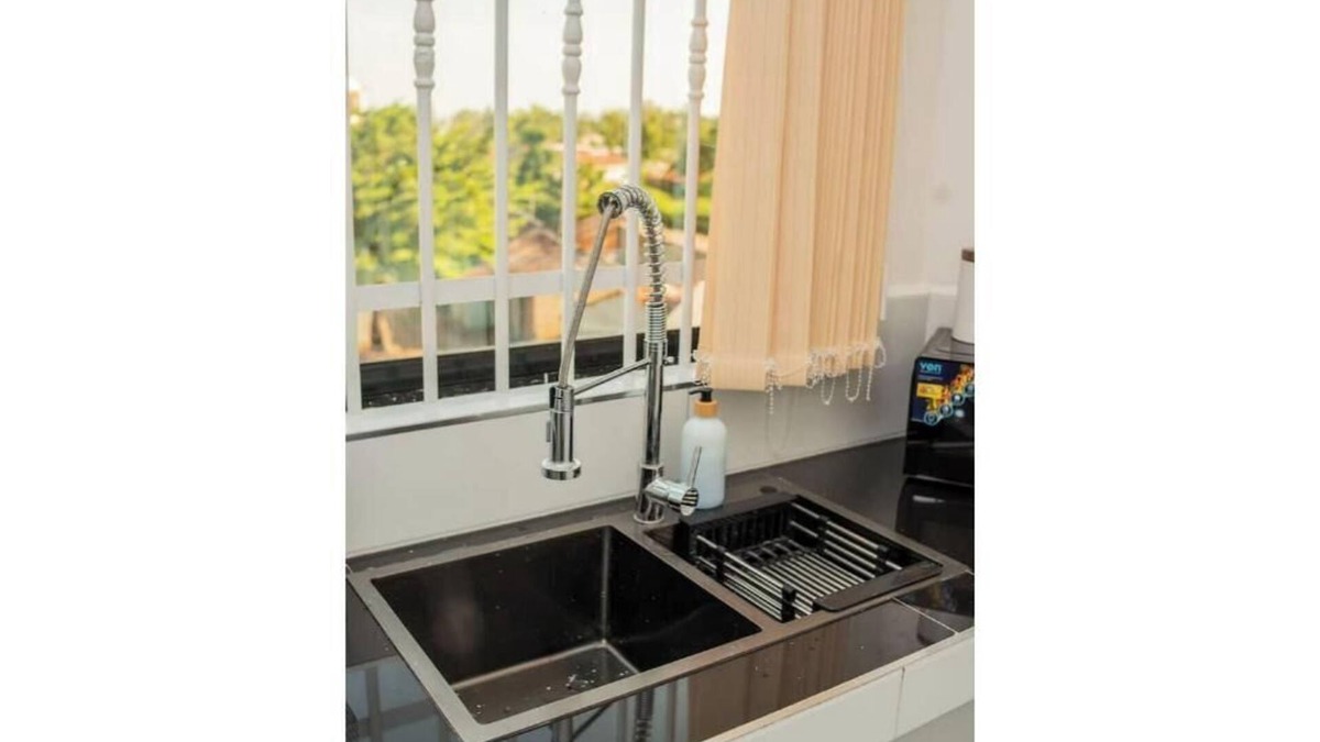 Kisumu House | Welcoming 3-bedroom house 3 units