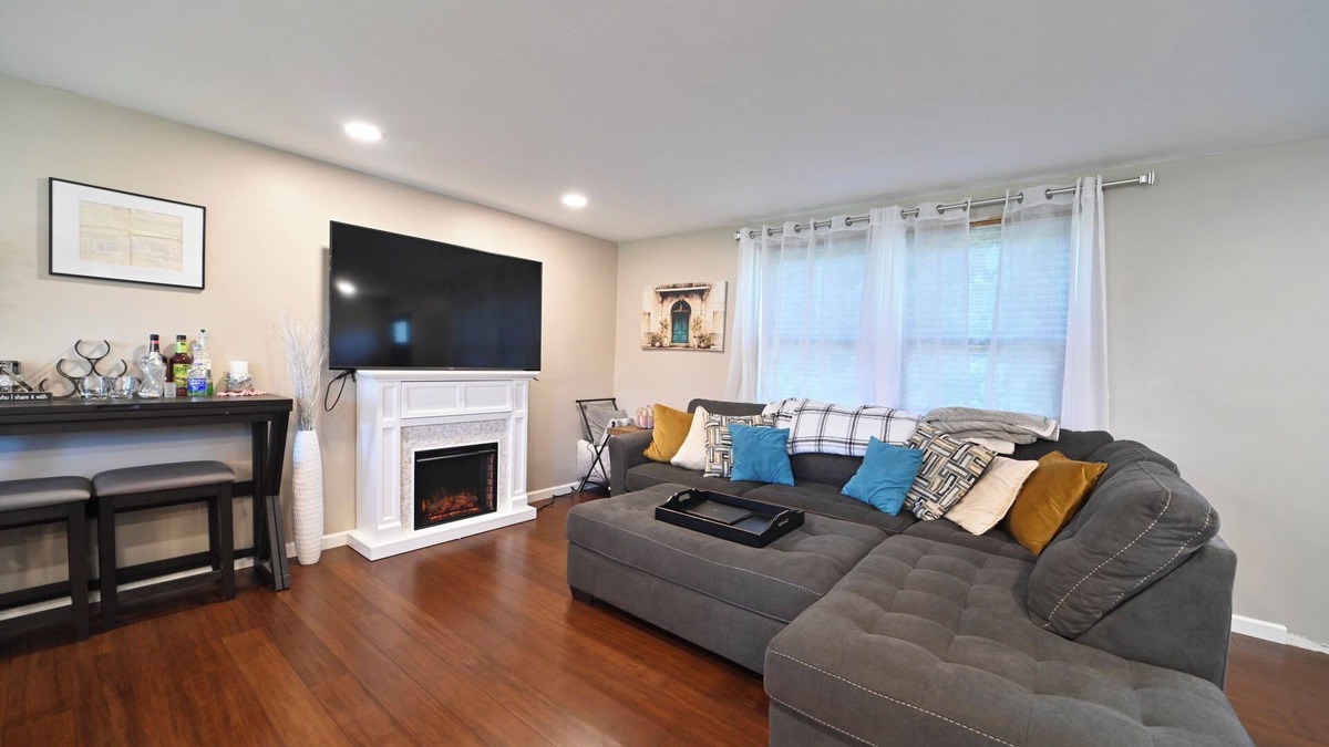 Clay House | Welcoming 3-bedroom house with high-end finishes in Clay.