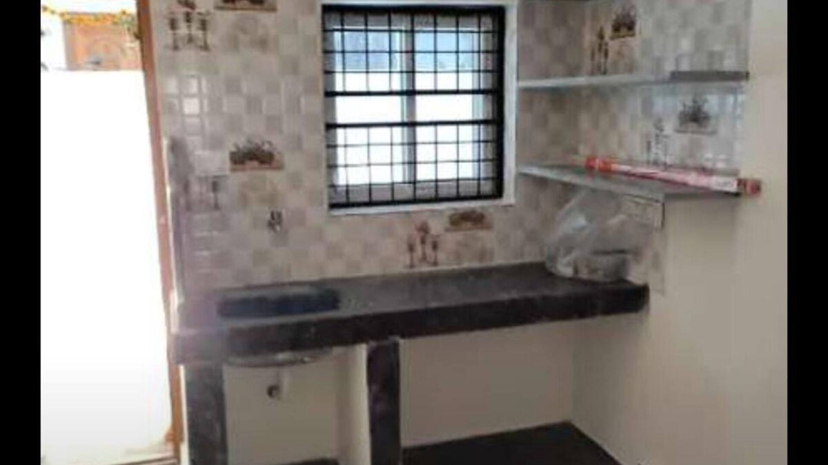 Hyderabad Apartment | Welcoming apartment with WiFi in vibrant Hyderabad