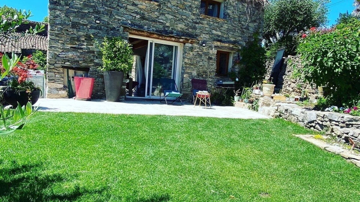 Sumene House | Welcoming house, exceptional view, in the hamlet of Cezas.