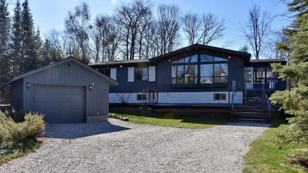Tiny House | Welcoming Tiny ON cottage, close to the beach