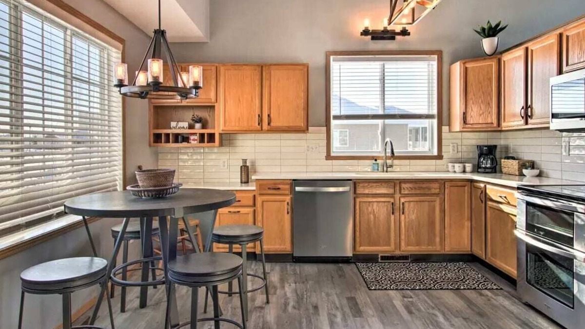West Fargo House | Welcoming West Fargo Retreat w/Backyard!
