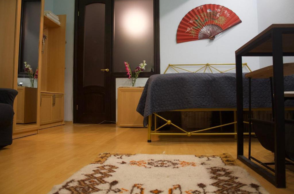 Saburtalo House | Welhome to a city centre Cozy and Comfy For leisure and Work No go through No other guests Just one host who you can ghost