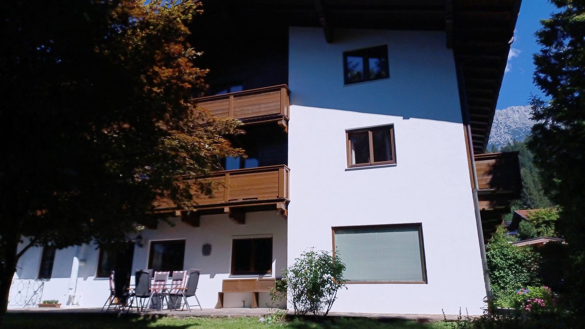 Scheffau am Wilden Kaiser Apartment | Well-equipped vacation apartment with fireplace for 8 (+2) people
