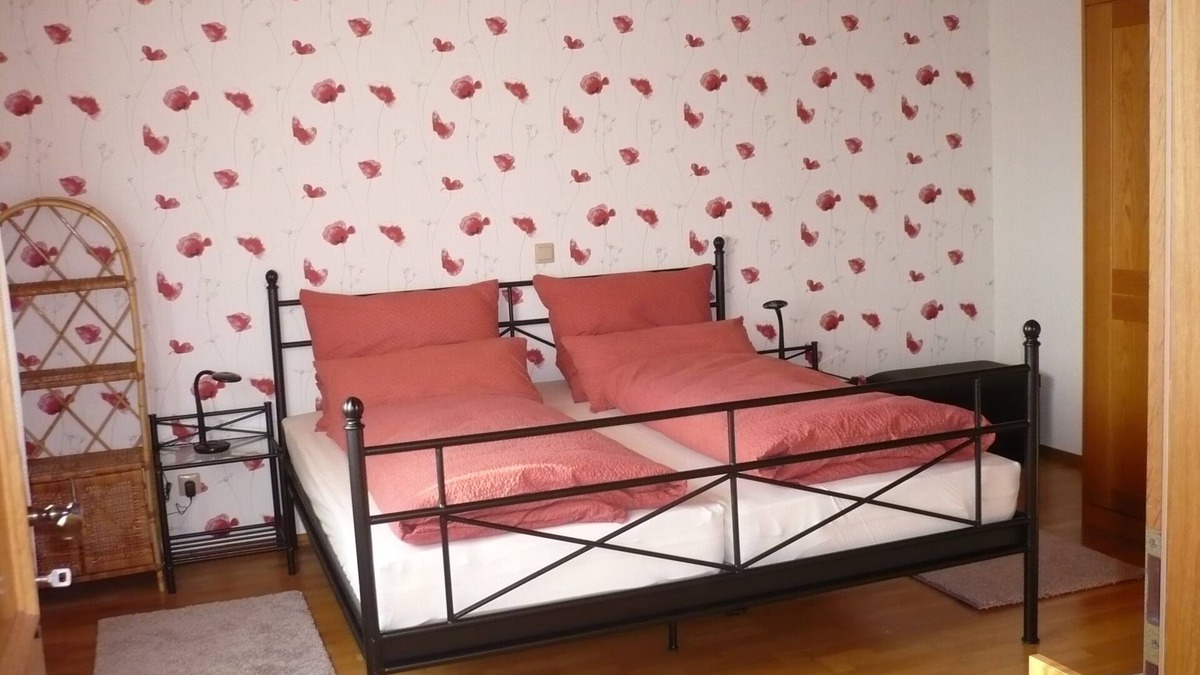 Krahenberg Apartment | well-equipped apartment in the outskirts in the Southwest Palatinate