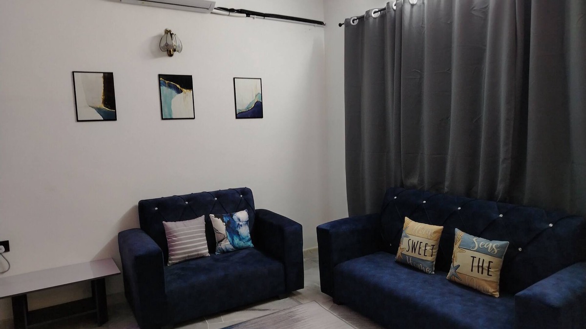 Taman Rapat Damai House | Well Equipped Family Friendly House -3R- 7 to 11 Pax -15 minutes to City Centre