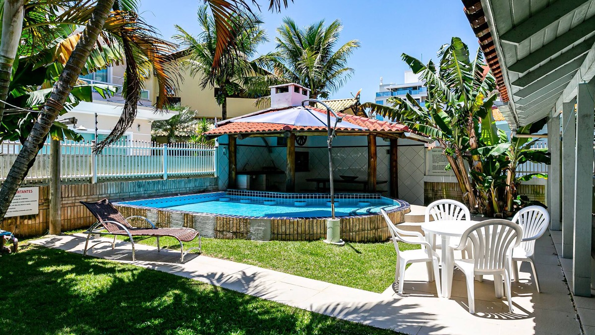 Governador Celso Ramos House | Well furnished house, all new, pool, barbecue.