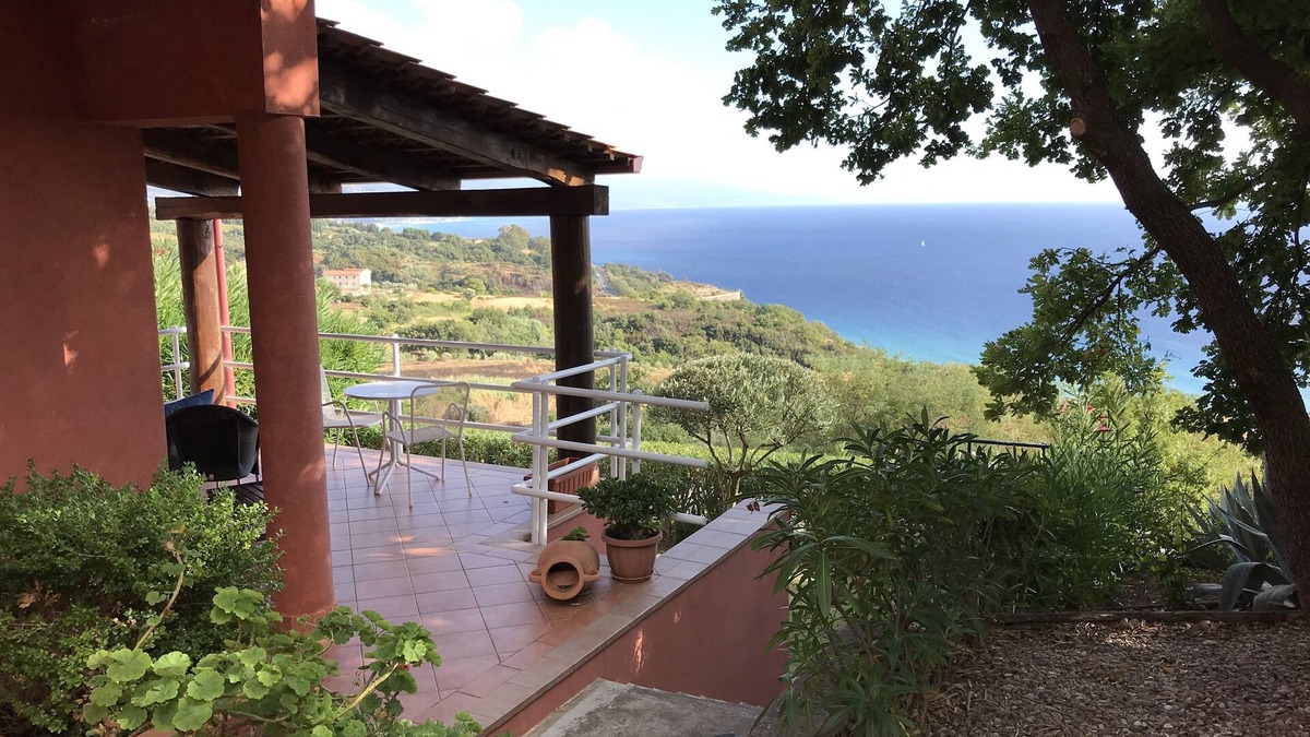 Bonifati Villa | Well furnished villa in tranquil setting with panoramic views and pool