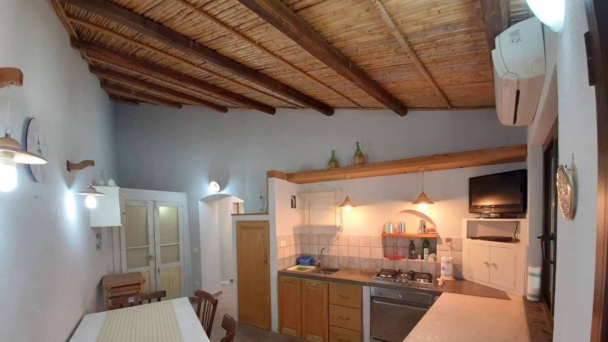 Narbolia Apartment | Well-kept apartment 10 minutes from the beach