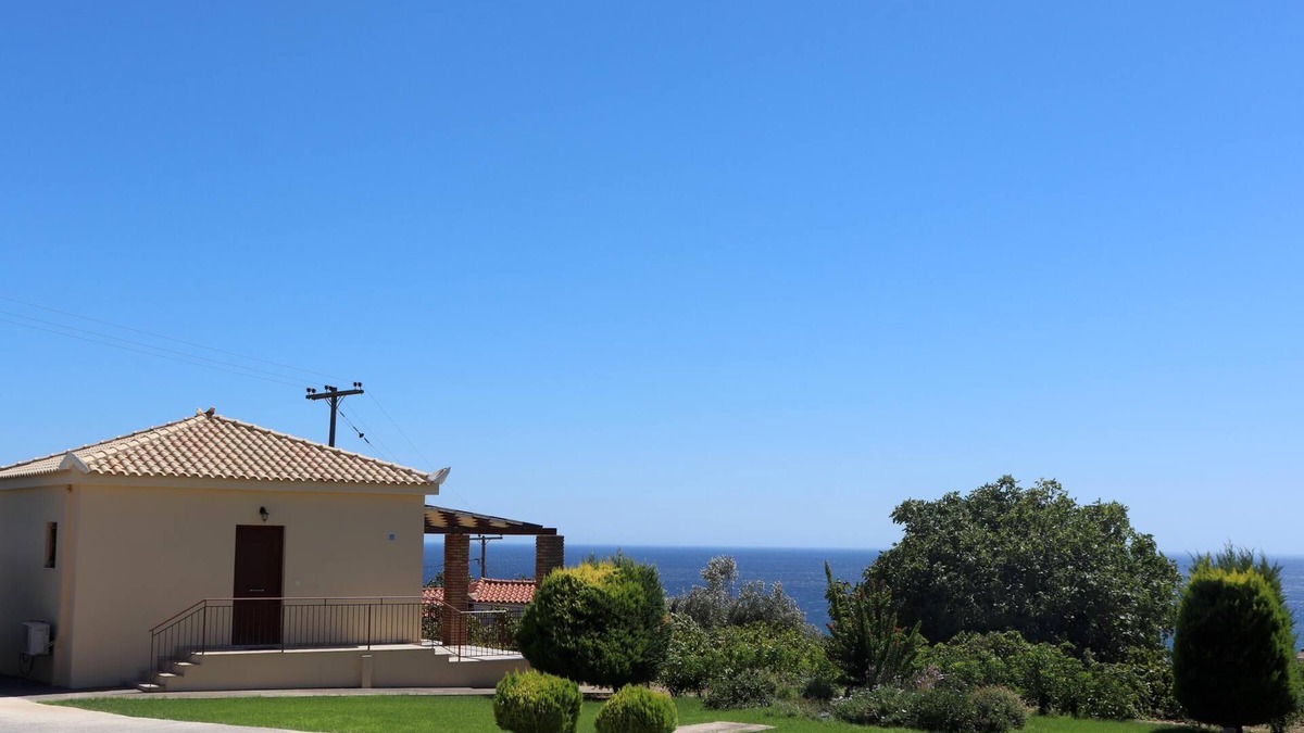 Pylos-Nestoras House | Well-kept, idyllically situated vacation home above the Zaga beach near Koroni i