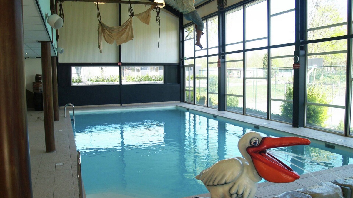 Dordtse Biesbosch Ski Chalet | Well-maintained Chalet Near Biesbosch