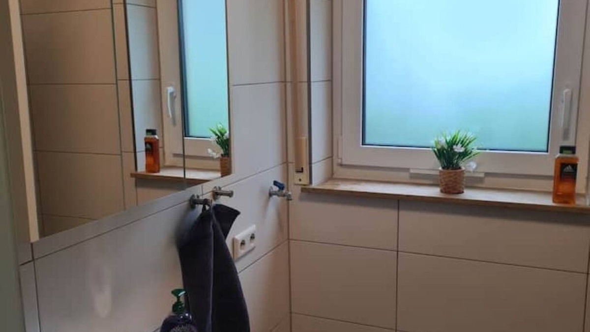 Hofherrnweiler Apartment | WellandHome - Business apartment - 4 single beds