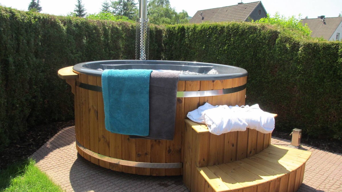 Windeck Apartment | Wellness in Windeck Dattenfeld Natursteig Sieg Stove Sauna Hot Tub