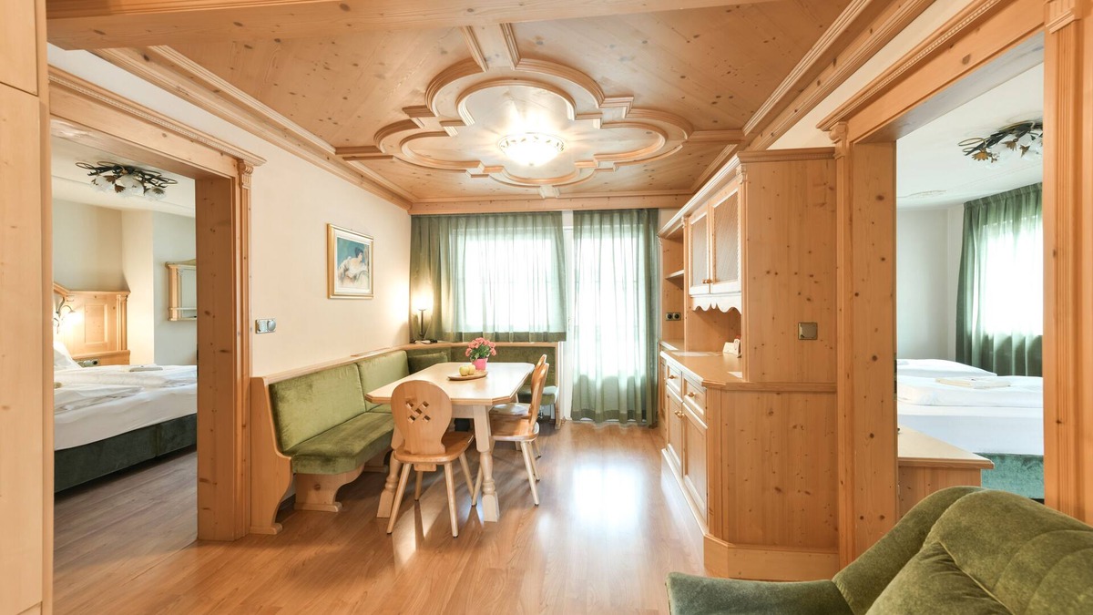 Selva di Val Gardena House | Wellness Residence Villa Leck