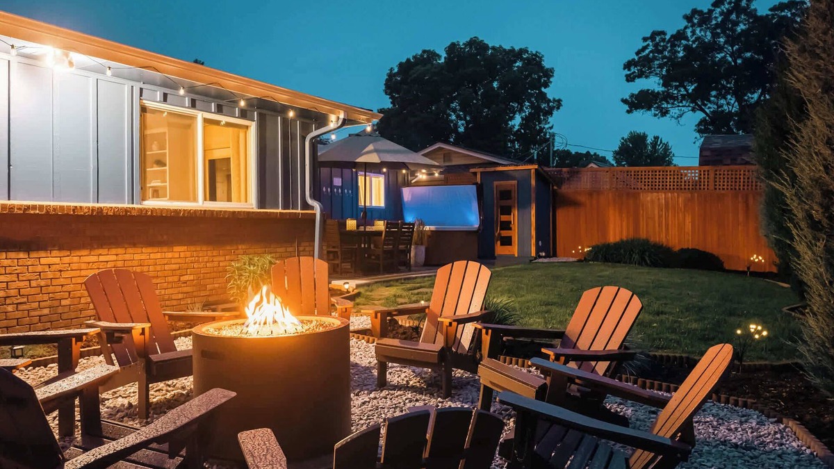 Broomfield House | Wellness Retreat | Sauna, Cold Plunge & Hot Tub
