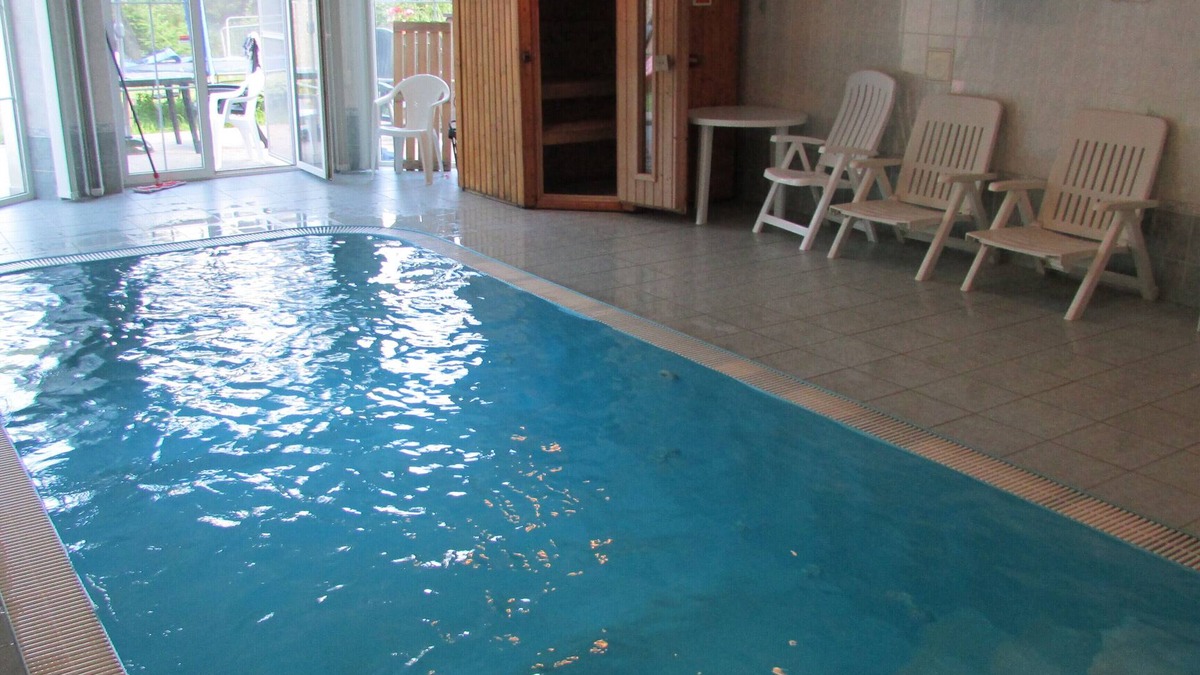 Vranov Villa | WELLNESS VILLA NEAR PRAGUE,INNER POOL,SAUNA,GRILL,BAR,PS3,NINTENDO WII,SAT/TV