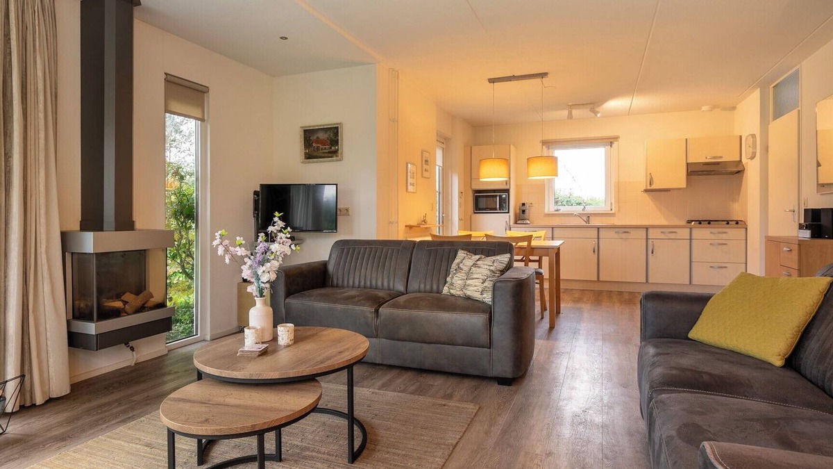 Eernewoude Cottage | Wellness Wâldbungalow 4
