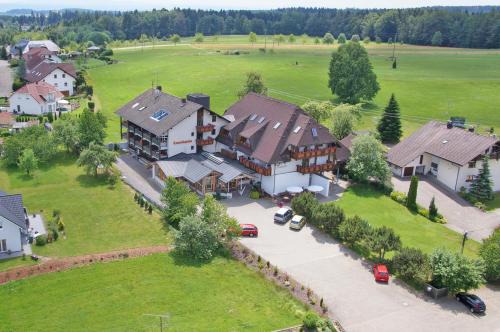 Uehlingen-Birkendorf Hotel | Wellnesshotel Sonnenhof & Sonnhalde