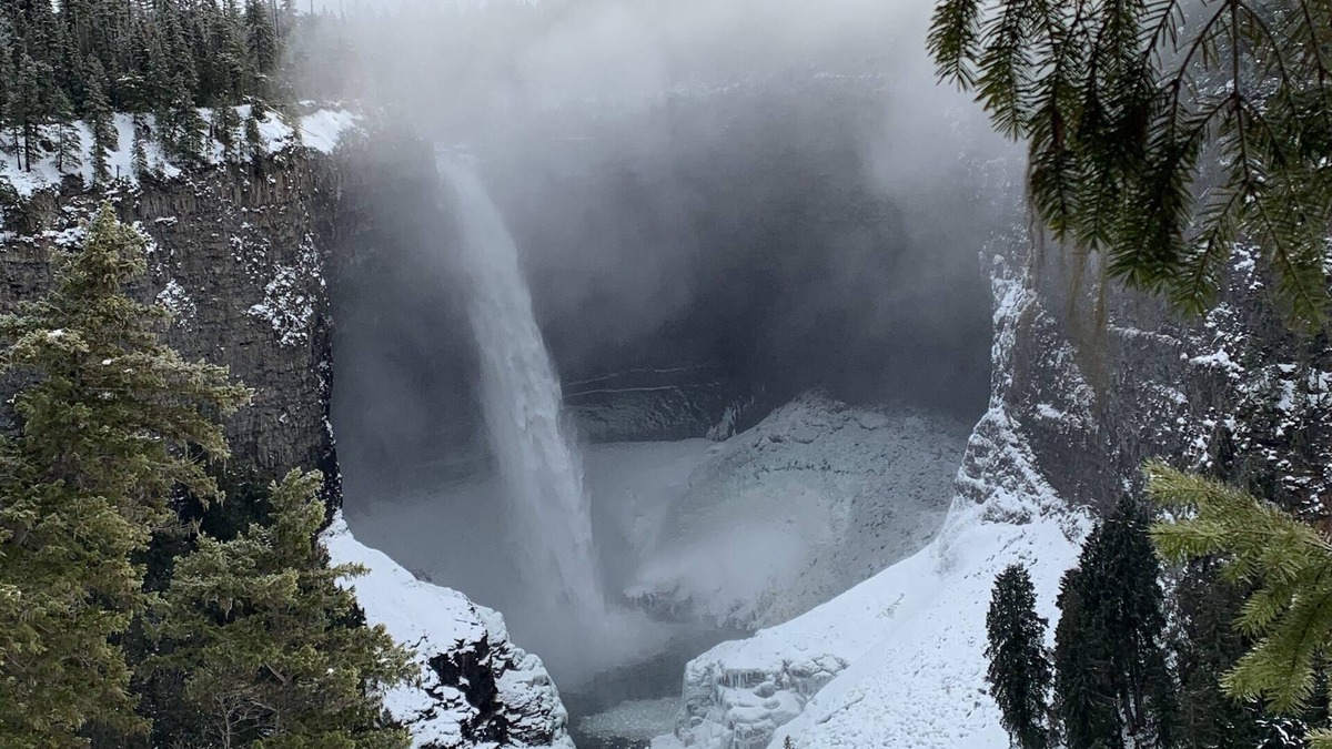 Clearwater House | Wells Gray Hideaway