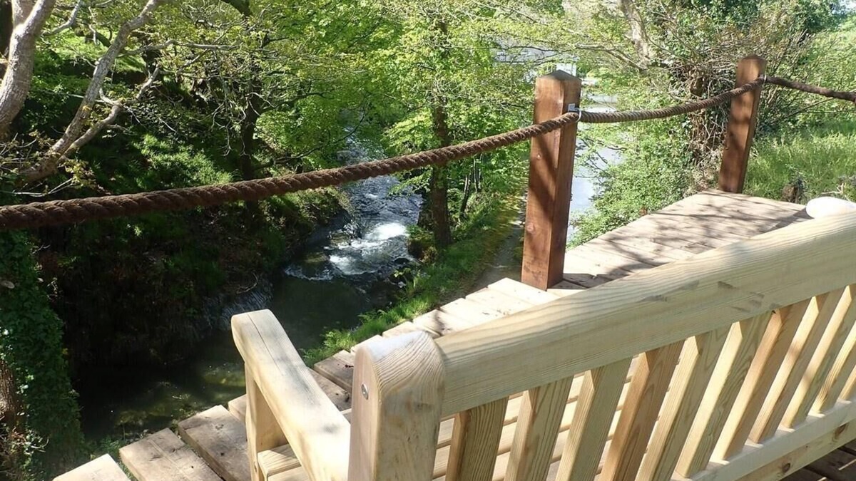 Machynlleth House | Welsh Countryside Retreat - Felin Crewi Cottages