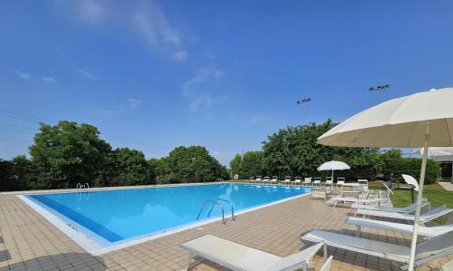 Vaccarolo Apartment | Wendy Apartment- Twobedroom & Pool & ParkPrivateFree & Sports