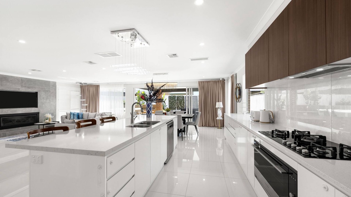 Werribee House | werribee spirit stay SPA House for 8 people